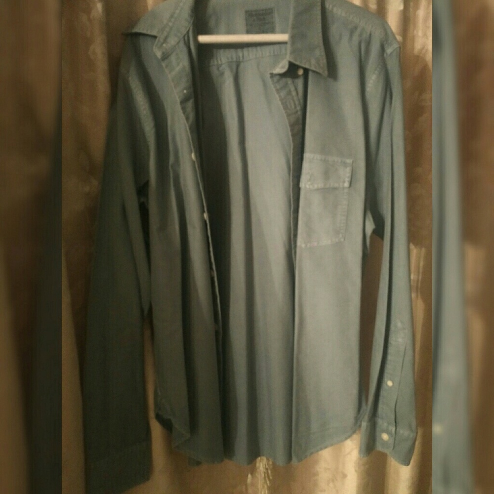 Men's Abercrombie and Fitch XL Button Shirt